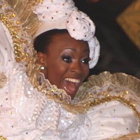 Shawntay Henry Crowned 2010 Carnival Queen