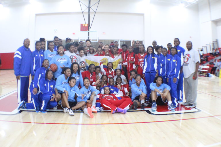 V.I. Teams Do Well in D.C. at Dunbar Christmas Tournament