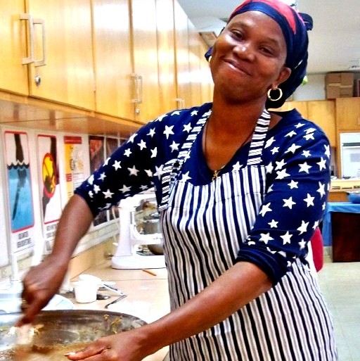 Holiday Baking Workshop at UVI Keeps Tradition Alive
