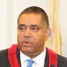 DeJongh Proposes Budget Crisis Summit in State of the Territory