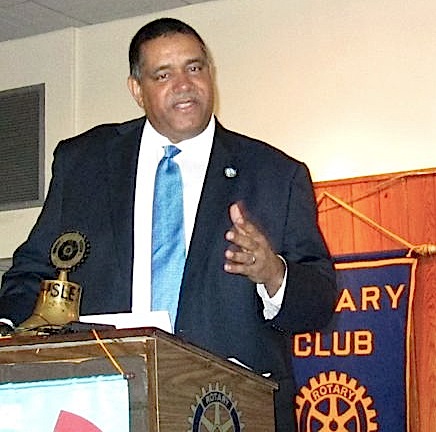 DeJongh to Rotary: We Need to Tackle Deficit Right Now