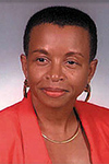 LaVerne Ragster Honored With Alumni Association Award for Excellence