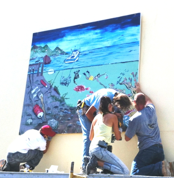 Complex Students’ Reef Mural Installed at Sunny Isle