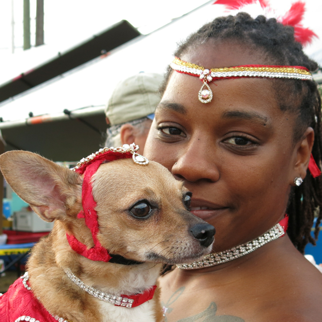 Callie Wins Babe Award at Wagapalooza