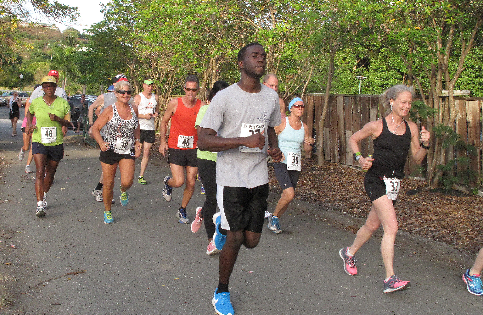 VI PaceRunners Give Results for Paradise 5K Road Race