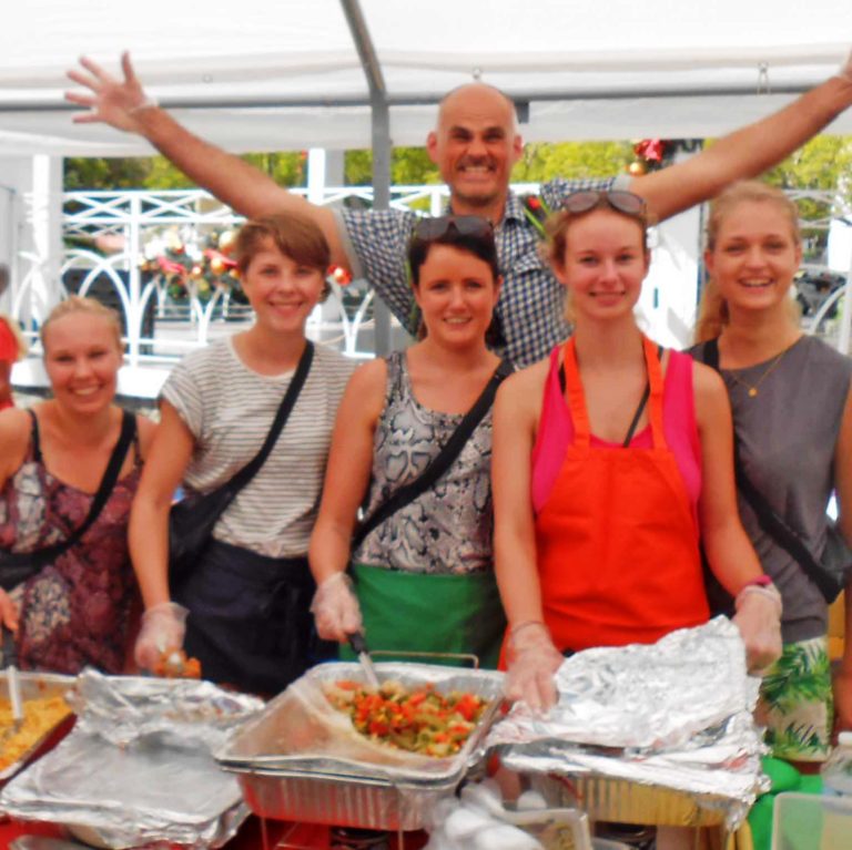 Residents and International Students Volunteer for Thanksgiving Feasts