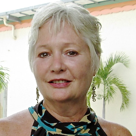 On Island: Mary Bartolucci Works to Help Cancer Patients