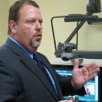 Telemedicine Links Health Center to the World