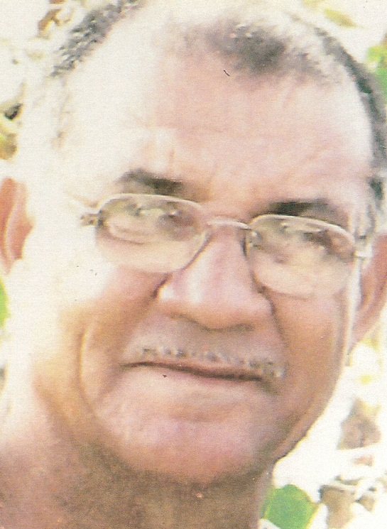 Carlos Juan Davis Dies at 64