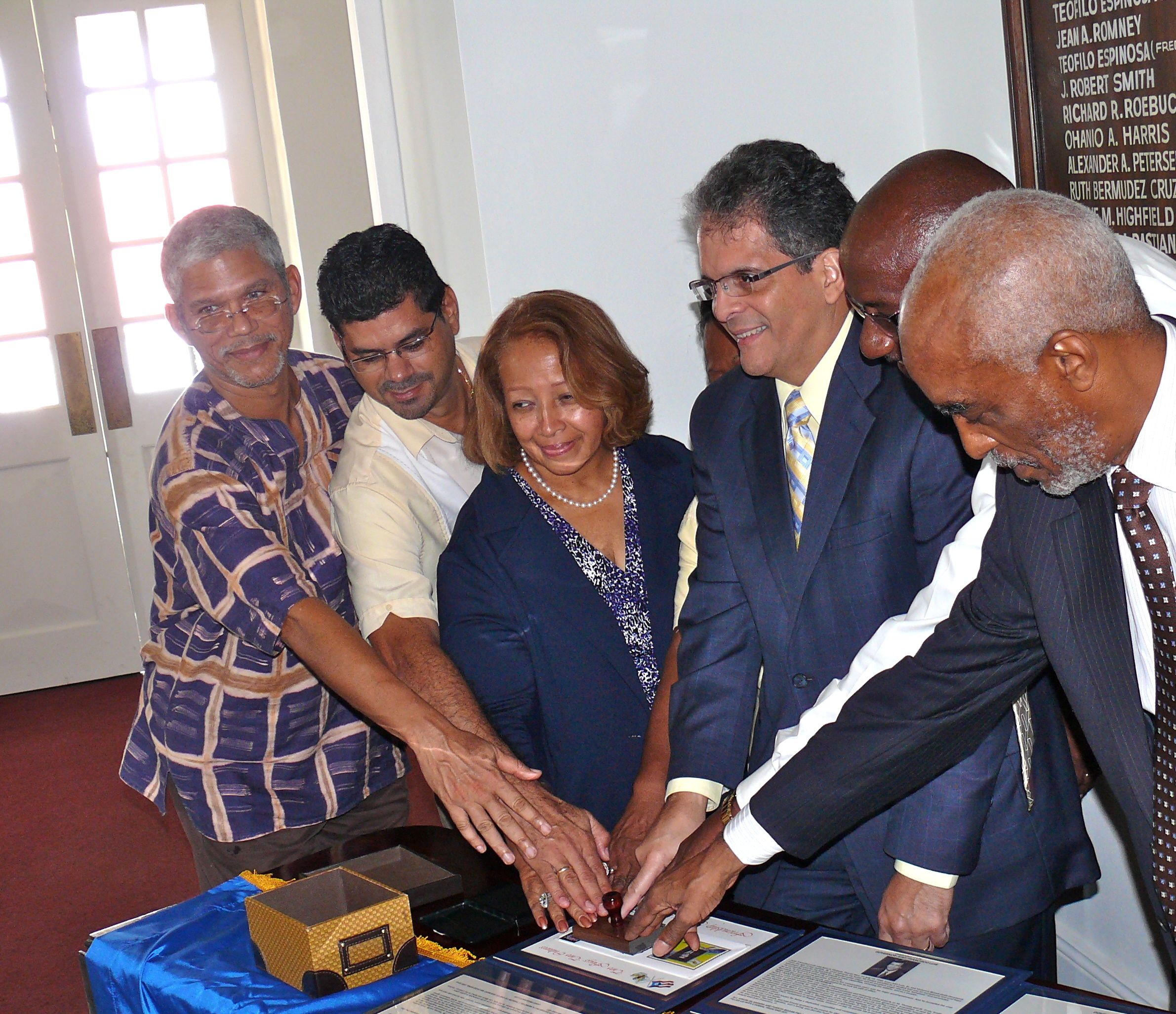 Gov. Juan F. Luis Commemorated With U.S. Postal Ceremony