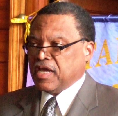 Assistant Police Commissioner Talks to Rotarians about ‘Taboo’ Subjects